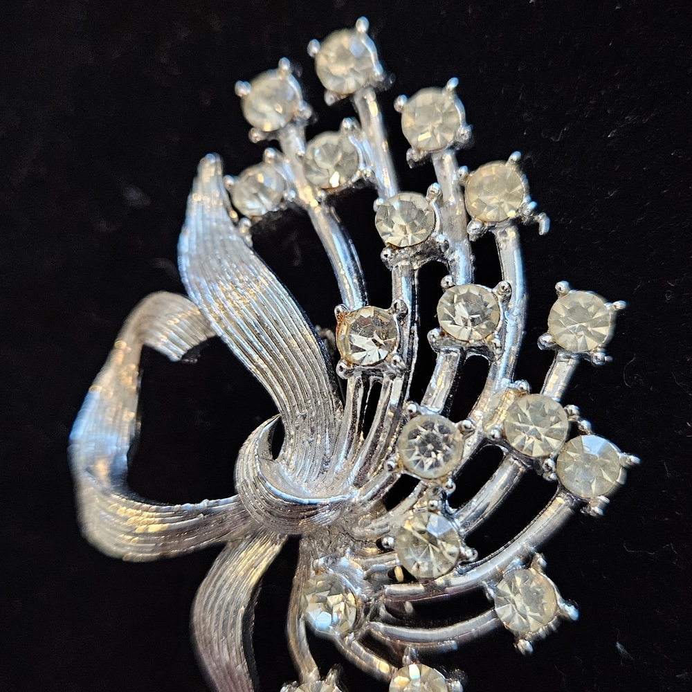 Vintage Silver Rhinestone Crystal Flower Bouquet Brooch